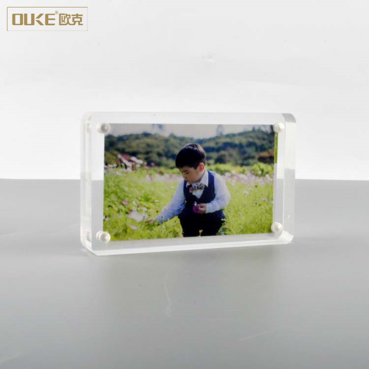 magnetic large acrylic cube photo frame.JPG