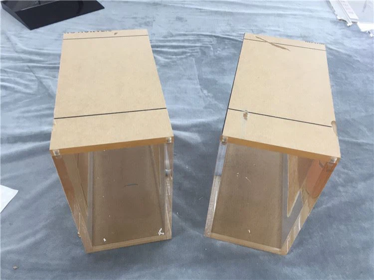Acrylic Display Case With Magnet