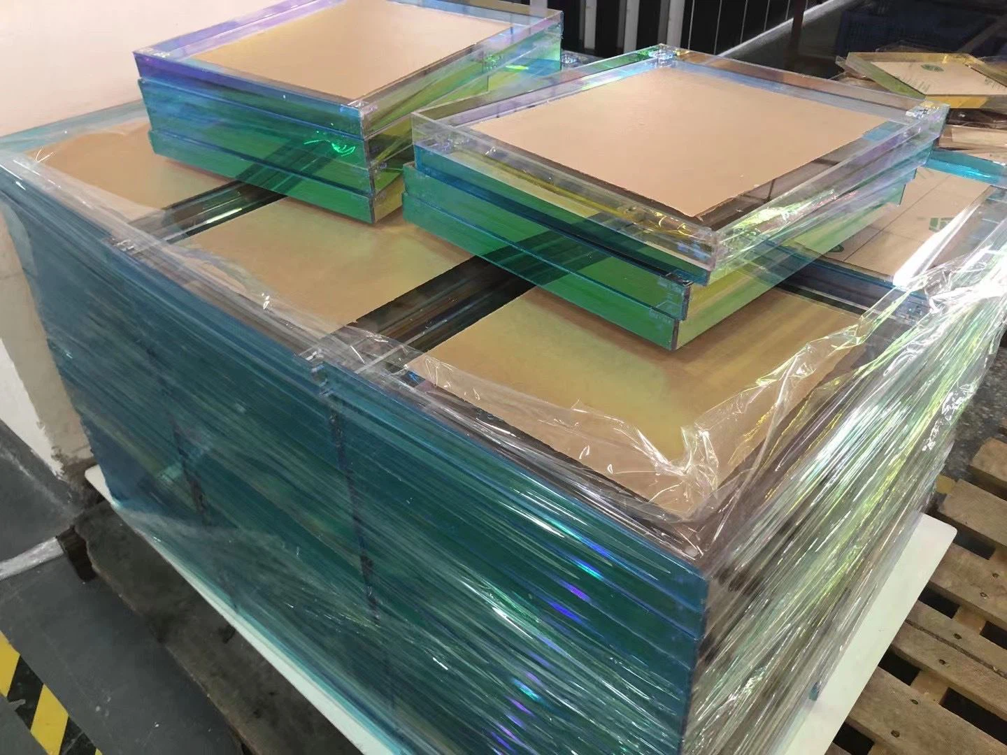 Acrylic Storage Tray Of Rainbow Color